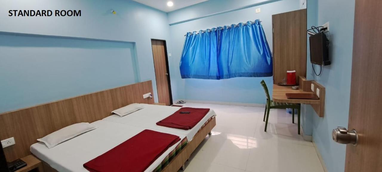 Hotel Aaditya Palace Bhusāwal Dış mekan fotoğraf